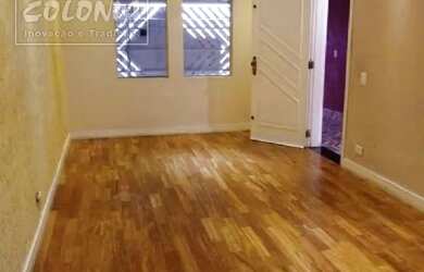 Imagem: A casa possui 3 Dormitórios, 3 Banheiros, 2 Vagas na garagem