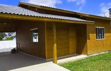 Imagem: A casa possui 2 Dormitórios, 1 Banheiro, 324m² de Área e