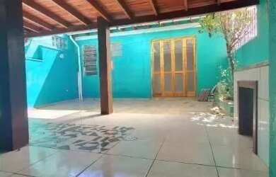 Imagem 16: Casa em Porto Alegre, no bairro Hípica, com 3 dormitório s , e 3 banheiros,...