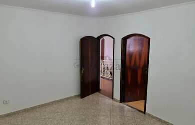 Imagem 4: Casa Sobrado - Residencial - Comercial - Bosque dos Eucaliptos - 3 Dormitórios...