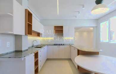 Imagem: O apartamento possui 3 Dormitórios, 3 Banheiros, 2 Vagas na