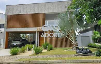 Imagem: A casa em condomínio possui 3 Dormitórios, 5 Banheiros, 2