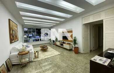 Imagem: O apartamento possui 3 Dormitórios, 4 Banheiros, 1 Vaga na