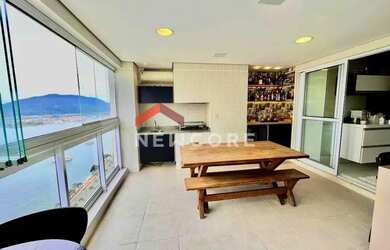 Imagem: O apartamento possui 3 Dormitórios, 5 Banheiros, 3 Vagas na