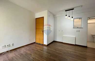 Imagem: O apartamento possui 1 Dormitório, 1 Banheiro, 52m² de Área