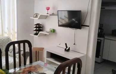 Imagem: O apartamento possui 2 Dormitórios, 1 Banheiro, 1 Vaga na garagem