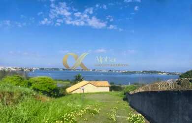 Imagem: O terreno possui 308m² de Área e está localizado em Porto