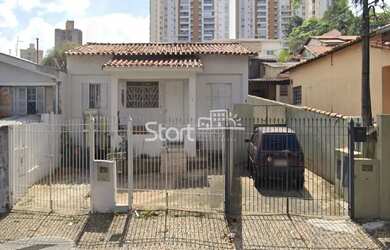 Imagem: A casa possui 3 Dormitórios, 1 Banheiro, 3 Vagas na garagem