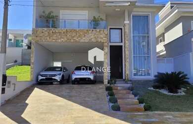 Imagem: A casa em condomínio possui 3 Dormitórios, 5 Banheiros, 4