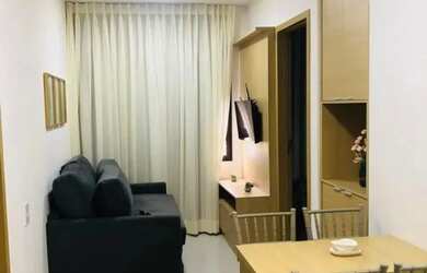 Imagem: O apartamento possui 2 Dormitórios, 1 Banheiro, 1 Vaga na garagem