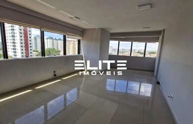 Imagem: O depósito possui 2 Vagas na garagem, 40m² de Área e está