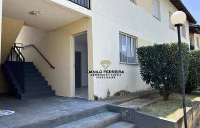 Imagem: O apartamento e possui 2 Dormitórios, 1 Banheiro, 1 Vaga na