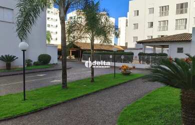 Imagem: O apartamento possui 3 Dormitórios, 2 Banheiros, 2 Vagas na