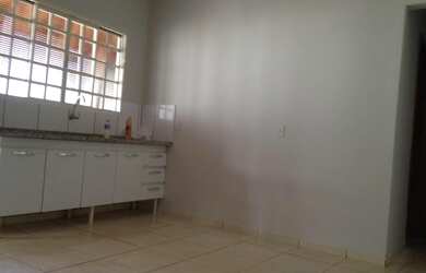 Imagem 2: Aluga-se casa no Sagrada Família, em Rondonópolis/MT