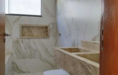 Imagem 13: Casa com lote inteiro. Piscina, Churrasqueira, Varandae187m² de Área