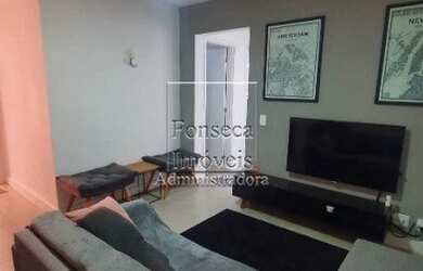 Imagem: O apartamento possui 2 Dormitórios, 1 Banheiro, 1 Vaga na garagem