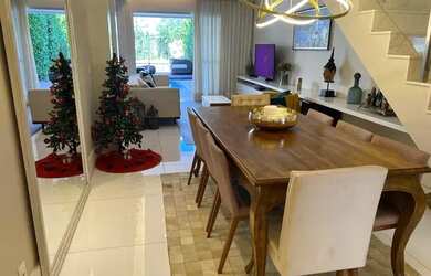 Imagem: A casa em condomínio possui 3 Dormitórios, 3 Banheiros, 2