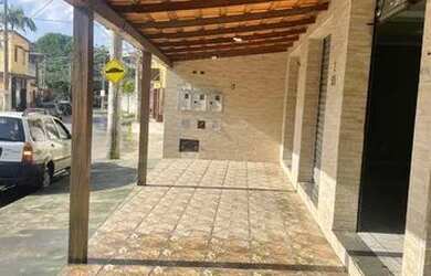 Imagem: A casa possui 3 Dormitórios, 3 Banheiros, 3 Vagas na garagem