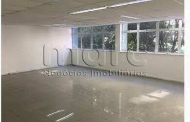 Imagem: O depósito possui 829m² de Área e está localizado em Centro