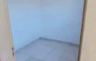 Imagem: A casa possui 2 Dormitórios, 2 Banheiros, 1 Vaga na garagem