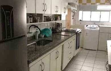 Imagem: O apartamento possui 3 Dormitórios, 2 Banheiros, 1 Vaga na