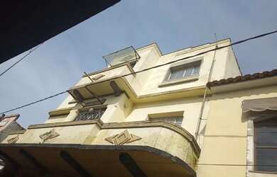 Imagem: A casa possui 4 Dormitórios, 1 Banheiro, 51m² de Área e