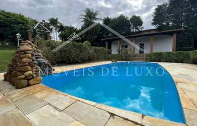 Imagem: A casa em condomínio possui 3 Dormitórios, 5 Banheiros, 2