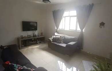 Imagem: O apartamento possui 3 Dormitórios, 1 Banheiro, 1 Vaga na garagem