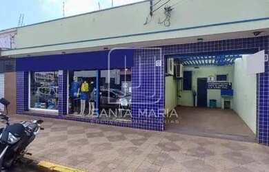 Imagem: O depósito à venda possui 2 Vagas na garagem e 242m² de Área