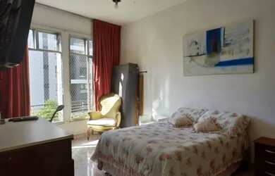 Imagem: O quarto possui Imóvel mobiliado e está localizado em Flamengo