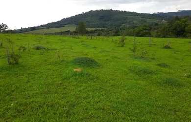 Imagem: A chácara possui 338800m² de Área e está localizado em São