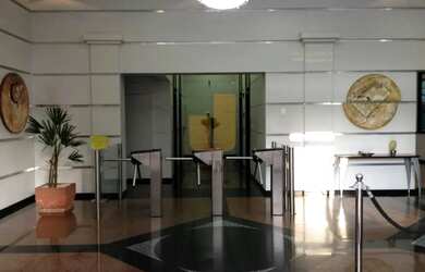 Imagem 14: Conjunto comercial com dois banheiros e uma copa