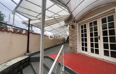 Imagem 5: Madureira Casa. Churrasqueira, Varanda, 490m² de Áreae2 Banheiros