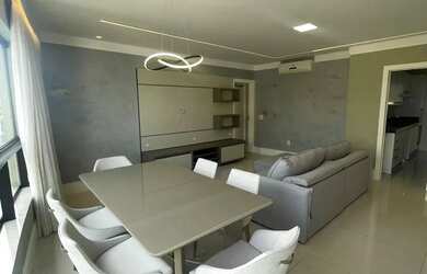 Imagem: O apartamento possui 3 Dormitórios, 4 Banheiros, 3 Vagas na