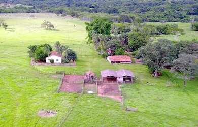 Imagem: A fazenda possui 1742400m² de Área e está localizado em Segismundo