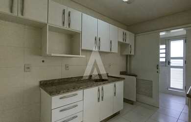 Imagem 10: Apartamento composto por 02 quartos, sendo 01 suíte, sala de estar e jantar, cozinha com a