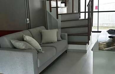 Imagem: A casa em condomínio possui 3 Dormitórios, 3 Banheiros, 2