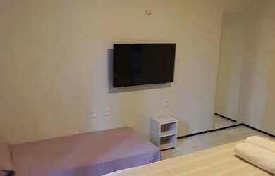 Imagem: O apartamento possui 1 Dormitório, 2 Banheiros, 1 Vaga na garagem