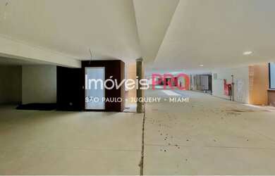 Imagem: A casa em condomínio possui 4 Dormitórios, 5 Banheiros, 3