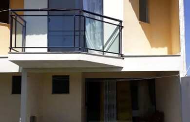 Imagem: Casa duplex mobiliada para alugar em Praia Sêca com suíte