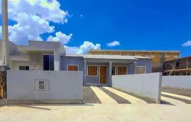 Imagem: A casa possui 2 Dormitórios, 1 Banheiro, 60m² de Área, Imóvel