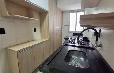 Imagem: O apartamento possui 2 Dormitórios, 2 Banheiros, 1 Vaga na