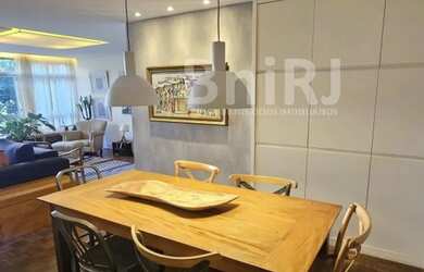 Imagem 7: RUA REDENTOR TODO REFORMADO