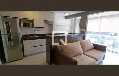 Imagem: O apartamento possui 1 Dormitório, 1 Banheiro, 1 Vaga na garagem