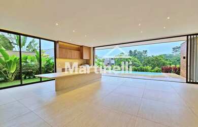 Imagem: A casa em condomínio possui 4 Dormitórios, 5 Banheiros, 5