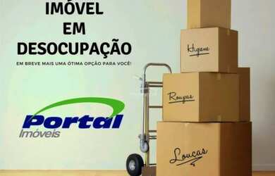Imagem: A casa possui 2 Dormitórios, 1 Banheiro, 2 Vagas na garagem
