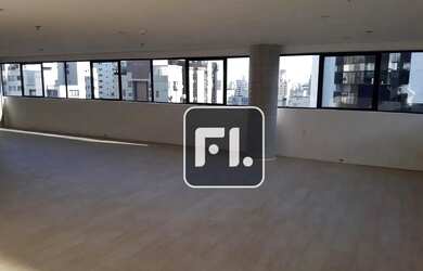 Imagem: O depósito possui 2 Vagas na garagem, 84m² de Área e está