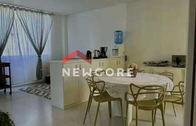 Imagem: O apartamento possui 2 Dormitórios, 2 Banheiros, 2 Vagas na