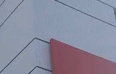 Imagem: O depósito possui 3 Vagas na garagem, 74m² de Área, Ar-condicionado