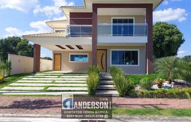 Imagem: A casa possui 4 Dormitórios, 1 Banheiro, 2 Vagas na garagem